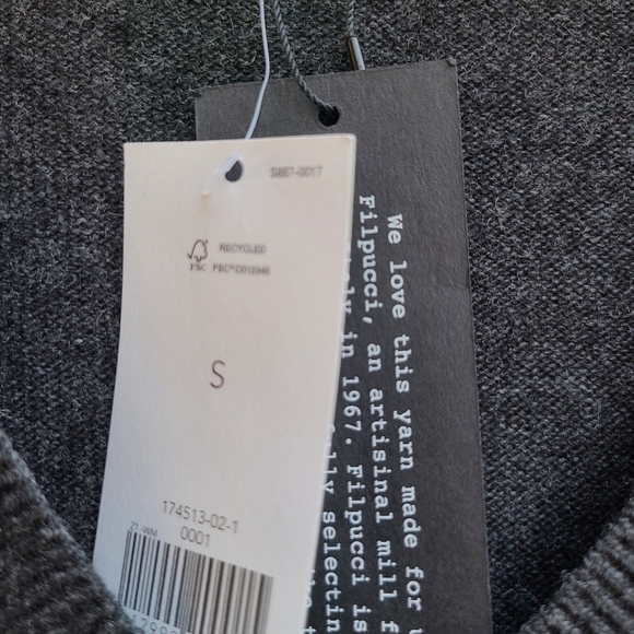 Banana Republic Wool and Cashmere Blend Sweater, Grey Heathered, Size Small - Picture 8 of 10